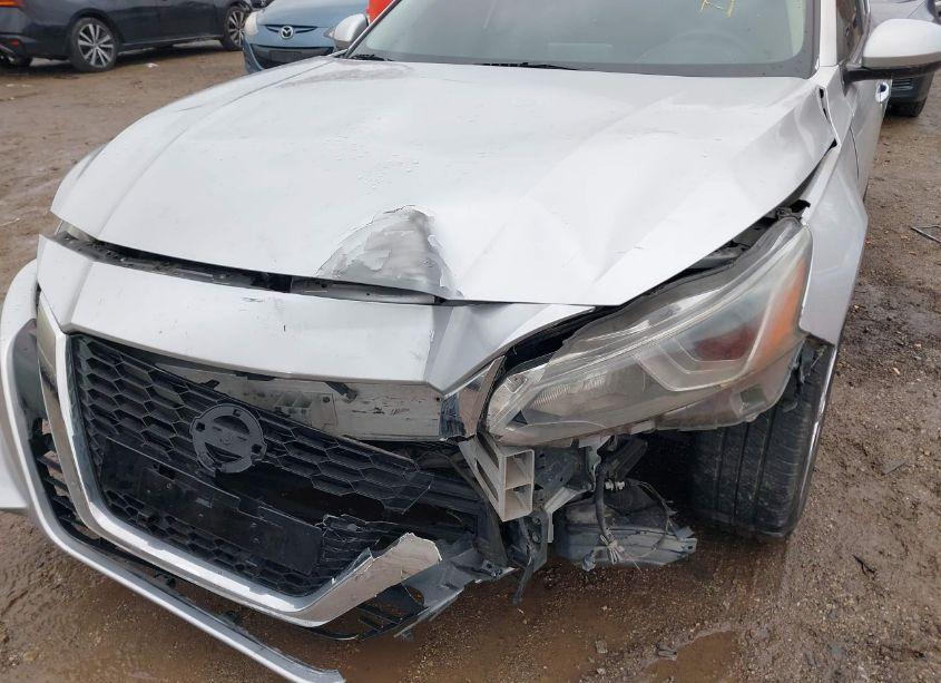 Photo 6 of 2020 Nissan Altima S FWD (VIN 1N4BL4BV9LC198747)