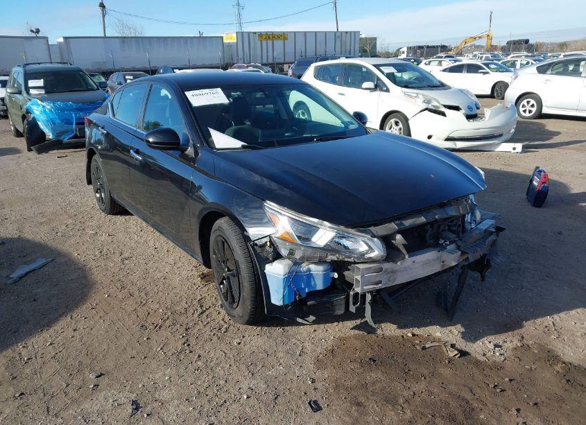 2020 Nissan Altima S FWD (VIN 1N4BL4BV9LC220553) main photo