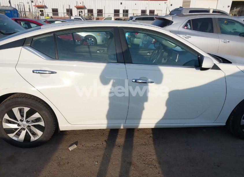 Photo 13 of 2020 Nissan Altima S FWD (VIN 1N4BL4BV9LC237790)