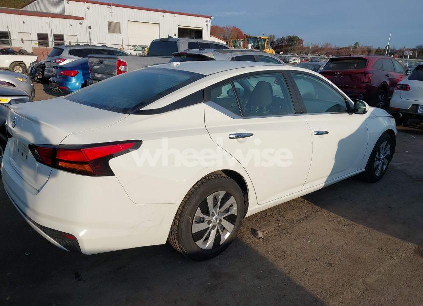 Photo 4 of 2020 Nissan Altima S FWD (VIN 1N4BL4BV9LC237790)