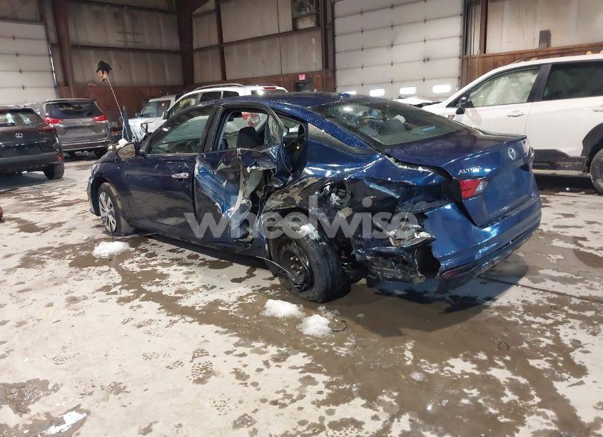 Photo 3 of 2020 Nissan Altima S FWD (VIN 1N4BL4BV9LC243752)