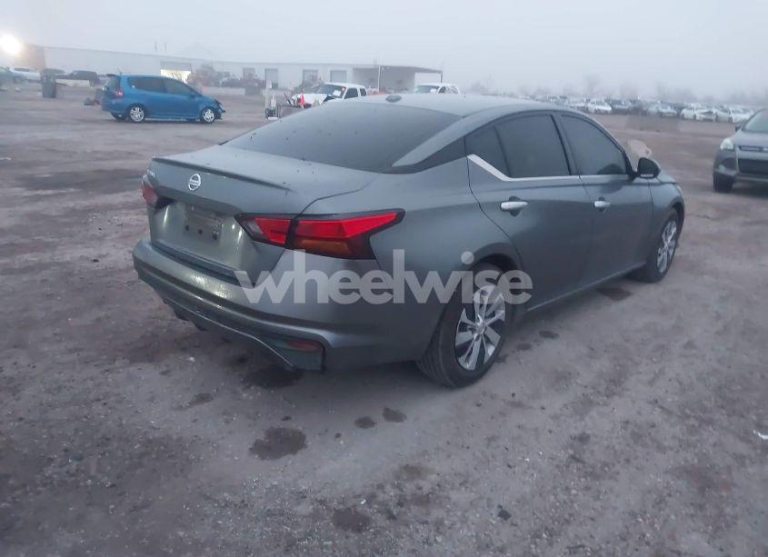 Photo 4 of 2020 Nissan Altima S FWD (VIN 1N4BL4BV9LC270059)