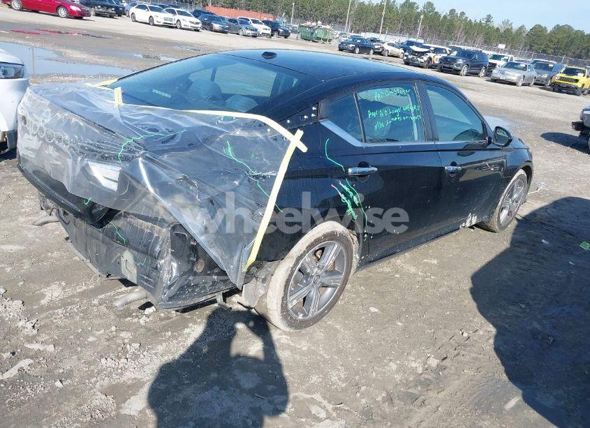 Photo 4 of 2020 Nissan Altima S FWD (VIN 1N4BL4BV9LC273169)