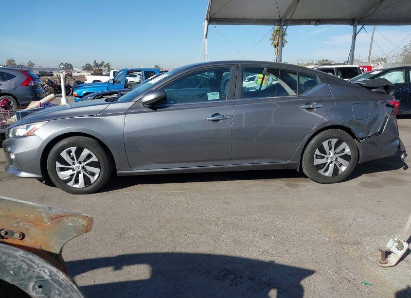 Photo 14 of 2020 Nissan Altima S FWD (VIN 1N4BL4BV9LC285404)