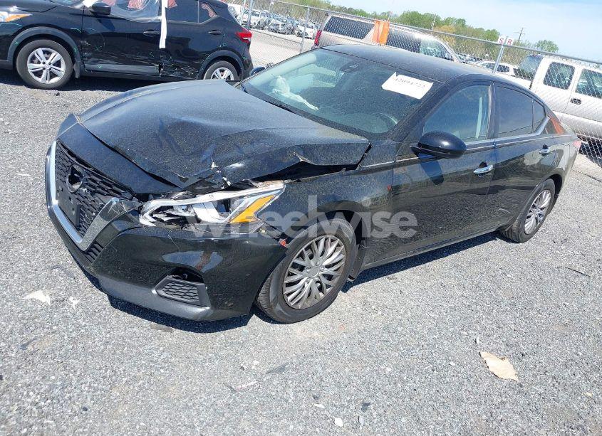 Photo 2 of 2021 Nissan Altima S FWD (VIN 1N4BL4BV9MN351701)