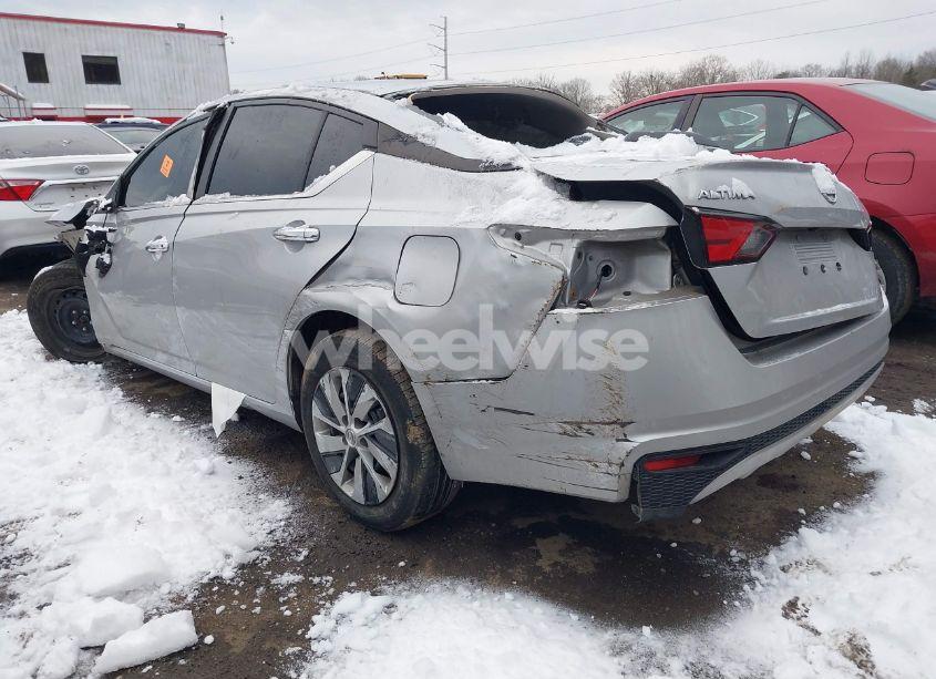 Photo 3 of 2021 Nissan Altima S FWD (VIN 1N4BL4BV9MN387985)
