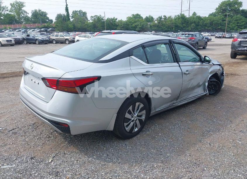 Photo 4 of 2021 Nissan Altima S FWD (VIN 1N4BL4BV9MN421679)