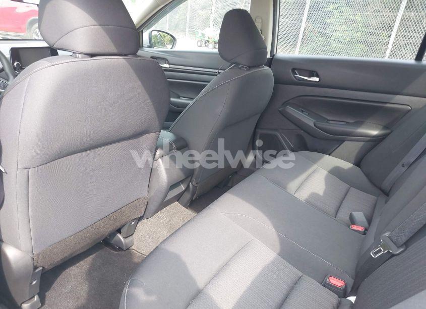 Photo 8 of 2021 Nissan Altima S FWD (VIN 1N4BL4BV9MN421679)