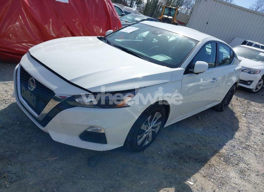 Photo 2 of 2022 Nissan Altima S FWD (VIN 1N4BL4BV9NN316898)