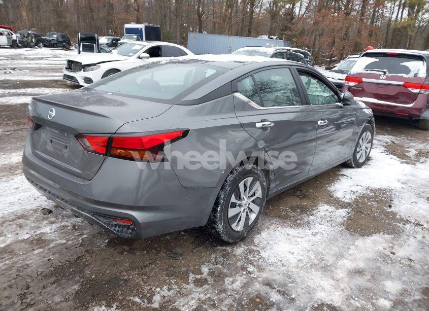 Photo 4 of 2022 Nissan Altima 2.5 S (VIN 1N4BL4BV9NN397546)