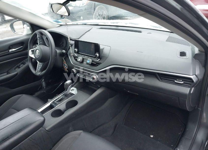 Photo 5 of 2022 Nissan Altima 2.5 S (VIN 1N4BL4BV9NN397546)