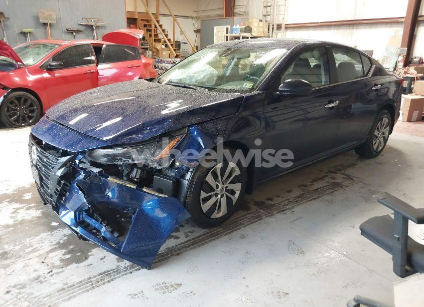 Photo 2 of 2024 Nissan Altima S FWD (VIN 1N4BL4BV9RN367940)