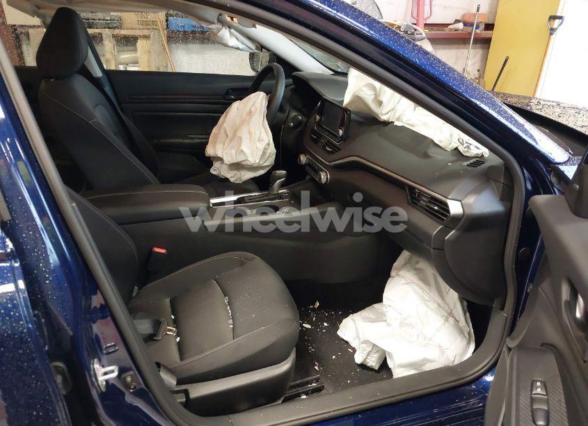 Photo 5 of 2024 Nissan Altima S FWD (VIN 1N4BL4BV9RN367940)