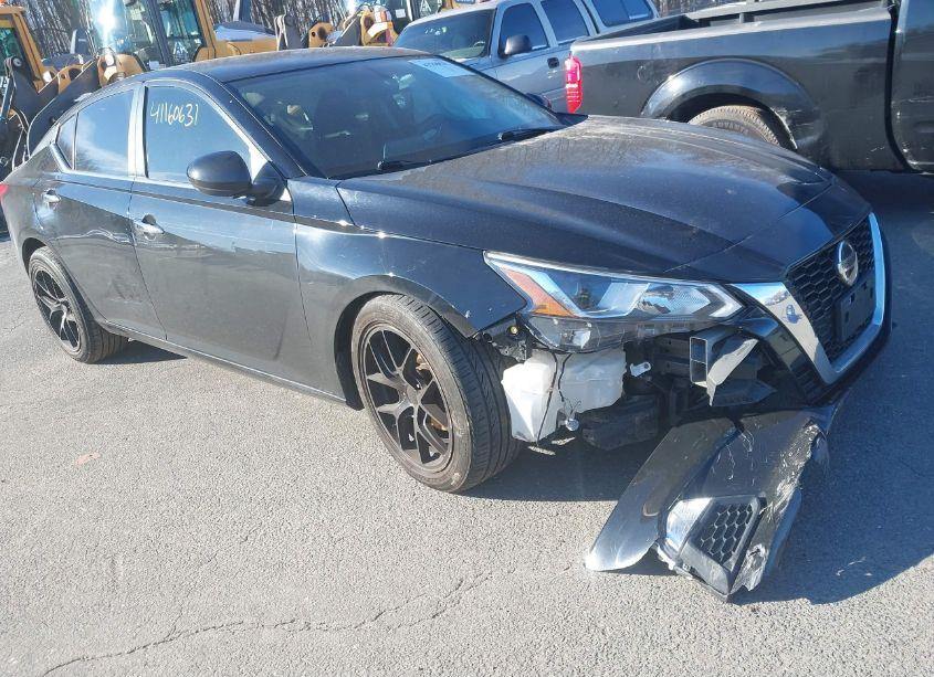 2019 Nissan Altima 2.5 S (VIN 1N4BL4BVXKC125272) main photo