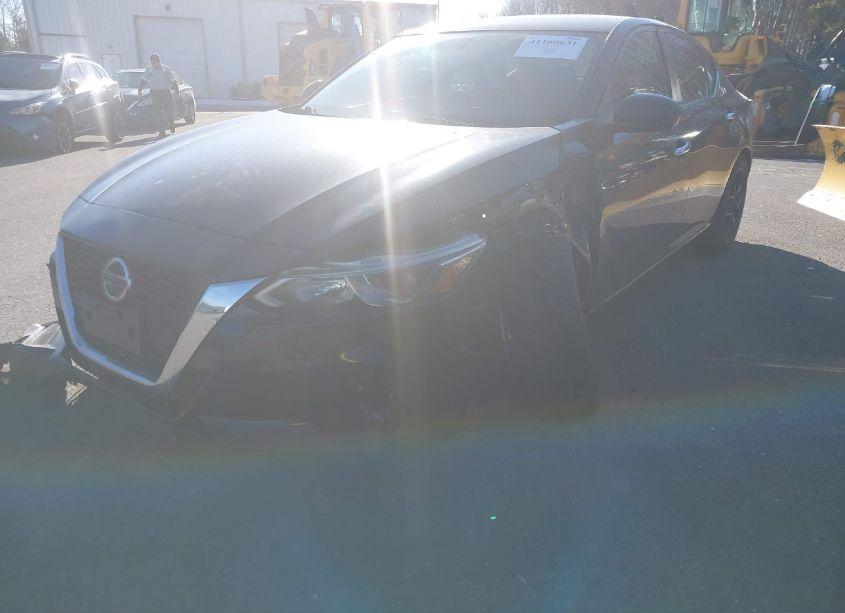 Photo 2 of 2019 Nissan Altima 2.5 S (VIN 1N4BL4BVXKC125272)