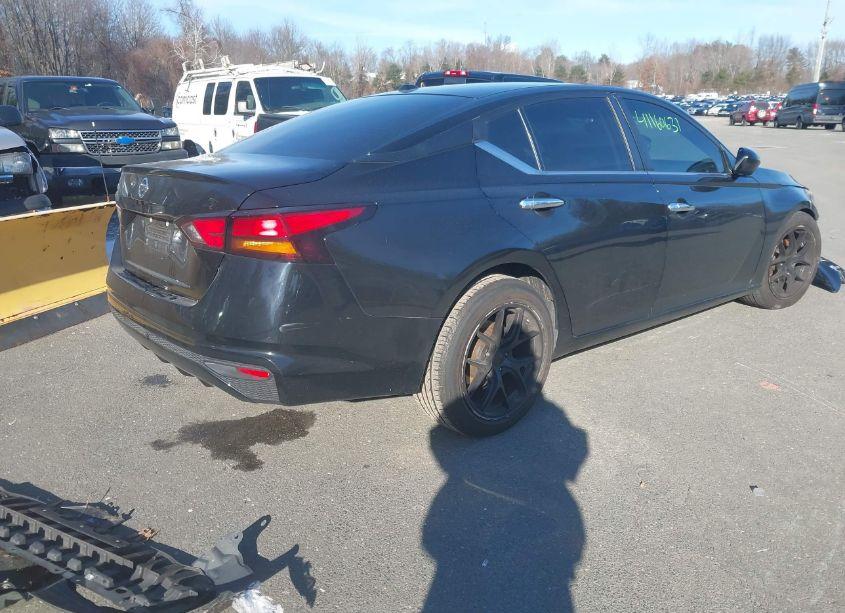 Photo 4 of 2019 Nissan Altima 2.5 S (VIN 1N4BL4BVXKC125272)