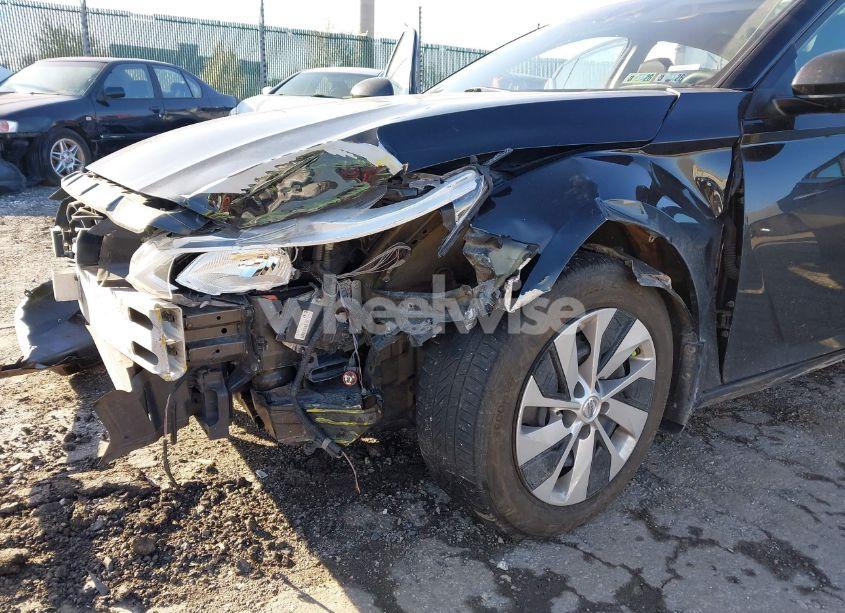 Photo 6 of 2019 Nissan Altima 2.5 S (VIN 1N4BL4BVXKC157333)