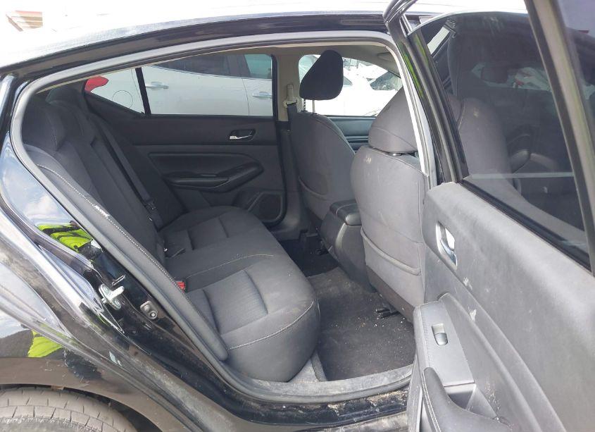 Photo 8 of 2019 Nissan Altima 2.5 S (VIN 1N4BL4BVXKC210595)