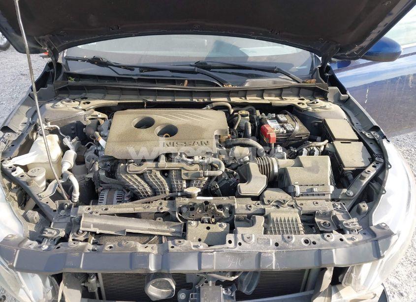 Photo 10 of 2019 Nissan Altima 2.5 S (VIN 1N4BL4BVXKC226277)