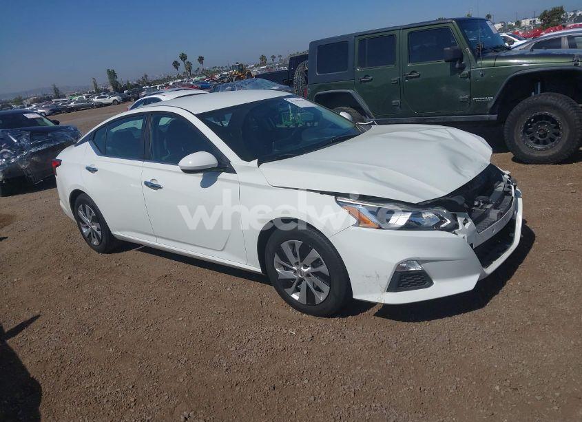 2019 Nissan Altima 2.5 S (VIN 1N4BL4BVXKC229177) main photo
