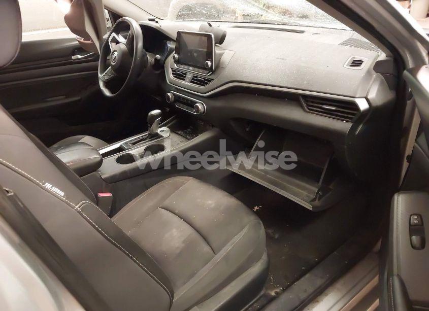 Photo 5 of 2019 Nissan Altima 2.5 S (VIN 1N4BL4BVXKC239370)