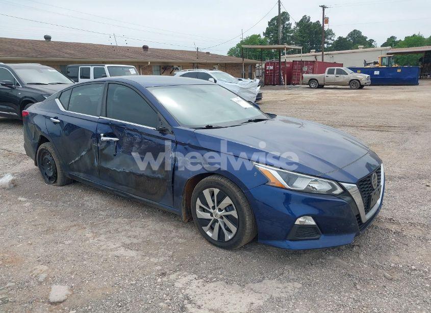 2019 Nissan Altima 2.5 S (VIN 1N4BL4BVXKC254970) main photo
