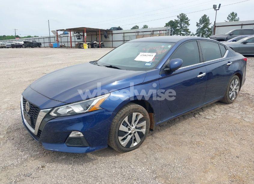 Photo 2 of 2019 Nissan Altima 2.5 S (VIN 1N4BL4BVXKC254970)