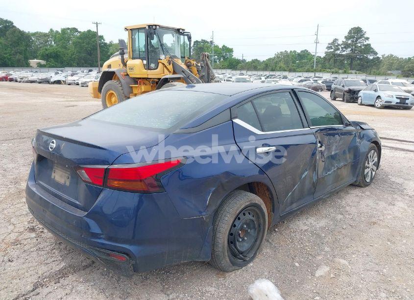 Photo 4 of 2019 Nissan Altima 2.5 S (VIN 1N4BL4BVXKC254970)