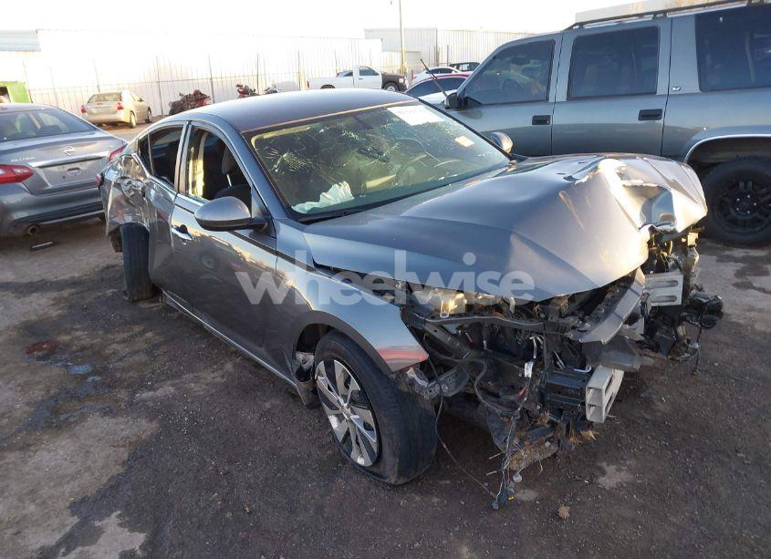 2019 Nissan Altima 2.5 S (VIN 1N4BL4BVXKN307476) main photo