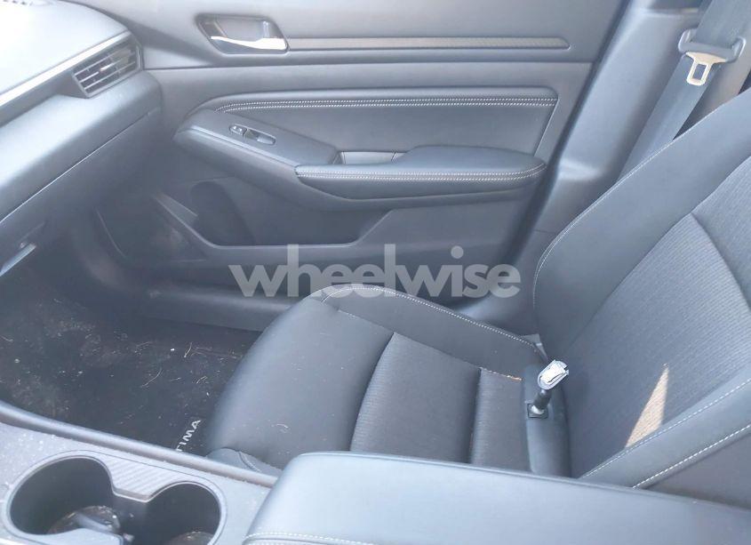 Photo 5 of 2019 Nissan Altima 2.5 S (VIN 1N4BL4BVXKN311995)