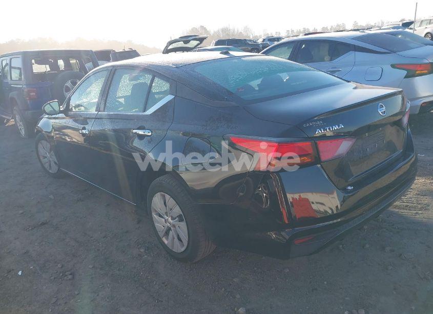 Photo 3 of 2020 Nissan Altima S FWD (VIN 1N4BL4BVXLC145524)