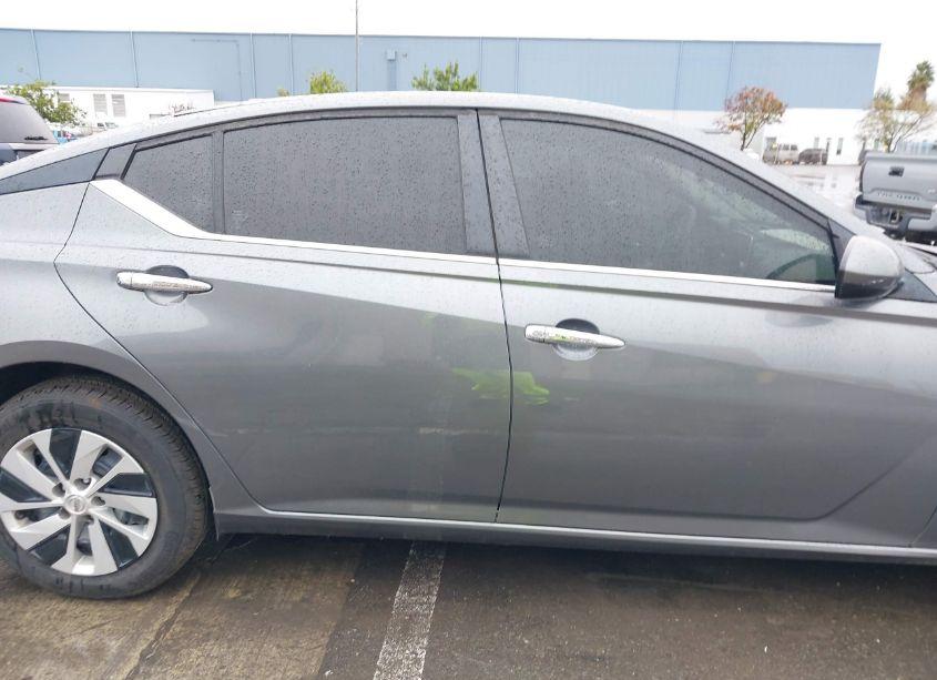 Photo 13 of 2020 Nissan Altima S FWD (VIN 1N4BL4BVXLC163182)