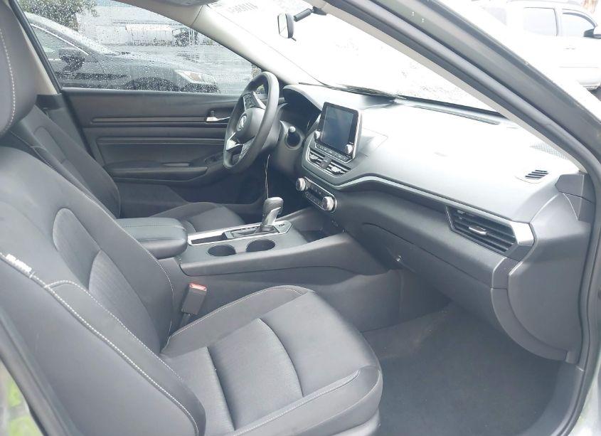 Photo 5 of 2020 Nissan Altima S FWD (VIN 1N4BL4BVXLC163182)