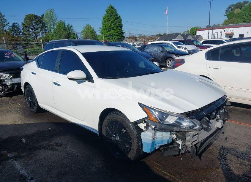 Photo 13 of 2020 Nissan Altima S FWD (VIN 1N4BL4BVXLC167989)