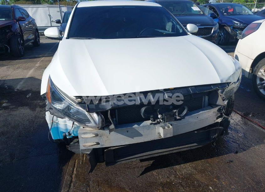 Photo 6 of 2020 Nissan Altima S FWD (VIN 1N4BL4BVXLC167989)