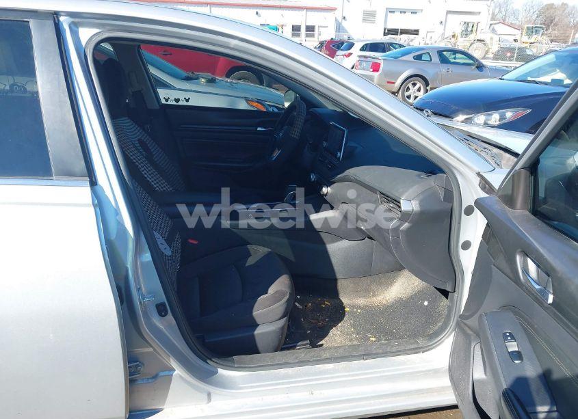 Photo 5 of 2020 Nissan Altima S FWD (VIN 1N4BL4BVXLC209402)