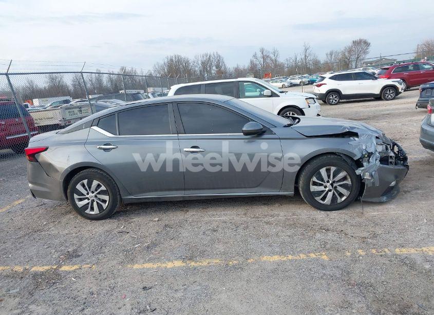 Photo 13 of 2020 Nissan Altima S FWD (VIN 1N4BL4BVXLC233182)