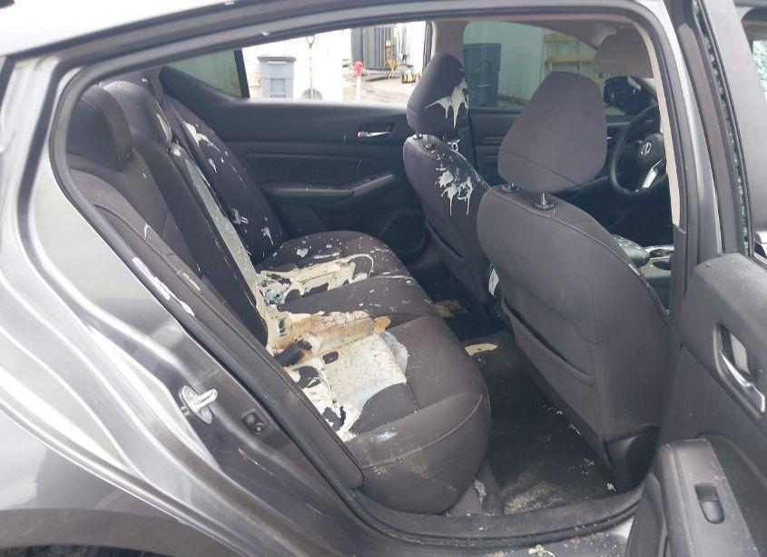 Photo 8 of 2020 Nissan Altima S FWD (VIN 1N4BL4BVXLC237989)