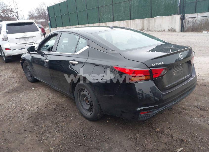 Photo 3 of 2020 Nissan Altima S FWD (VIN 1N4BL4BVXLC253190)