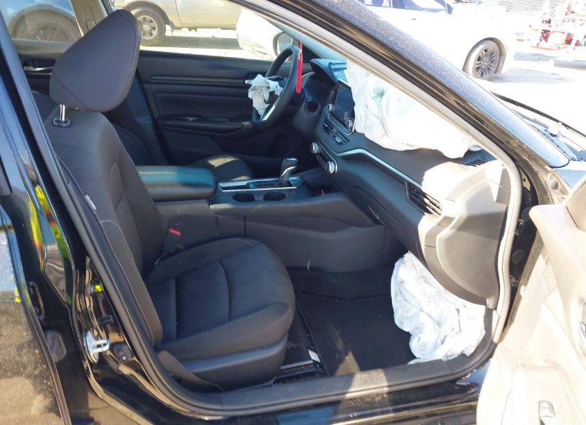 Photo 5 of 2020 Nissan Altima S FWD (VIN 1N4BL4BVXLN314641)