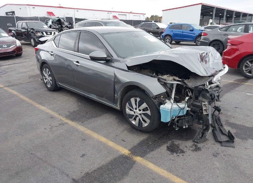 2021 Nissan Altima S FWD (VIN 1N4BL4BVXMN308260) main photo