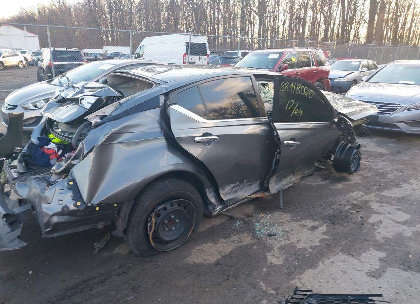 Photo 4 of 2021 Nissan Altima S FWD (VIN 1N4BL4BVXMN369530)