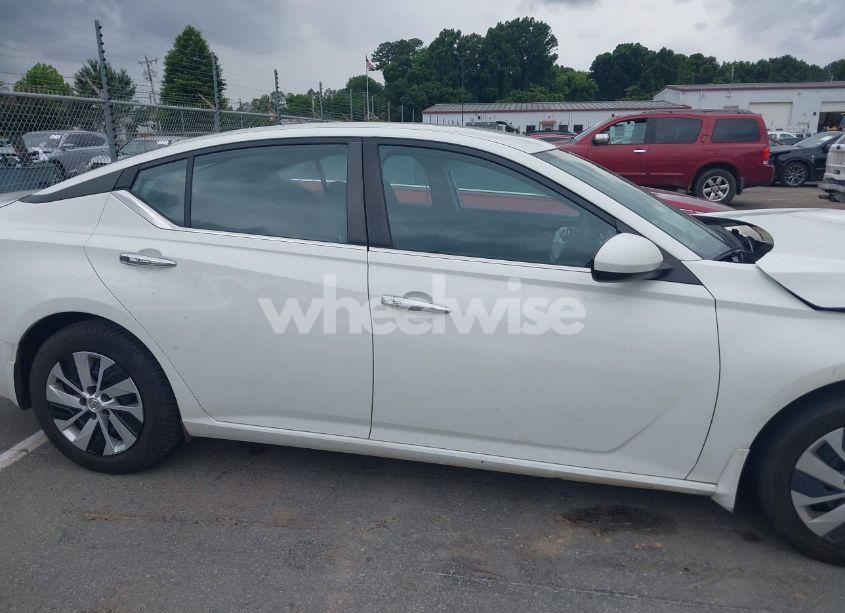 Photo 13 of 2021 Nissan Altima S FWD (VIN 1N4BL4BVXMN380916)