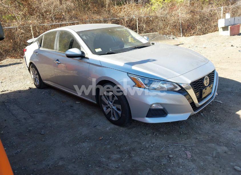 2021 Nissan Altima S FWD (VIN 1N4BL4BVXMN382276) main photo