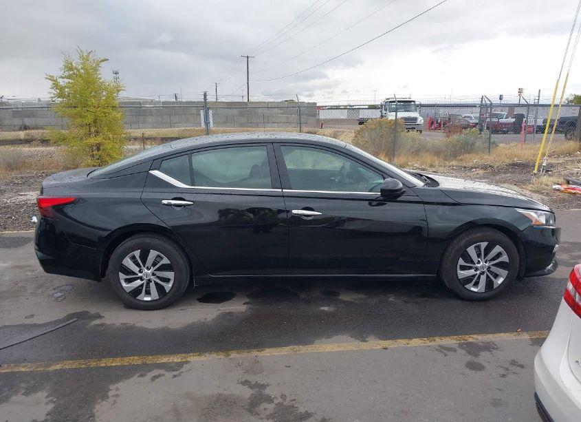 Photo 13 of 2021 Nissan Altima S (VIN 1N4BL4BVXMN401909)