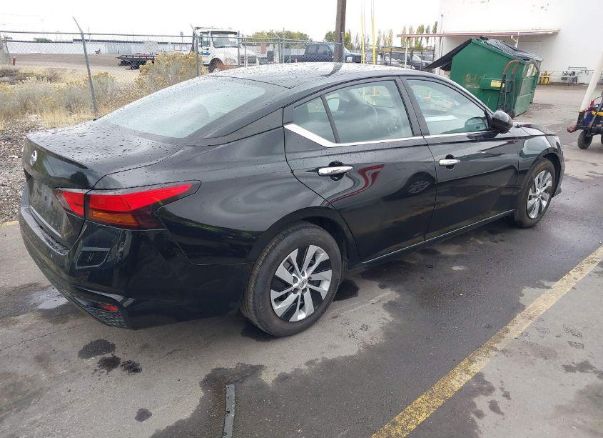 Photo 4 of 2021 Nissan Altima S (VIN 1N4BL4BVXMN401909)