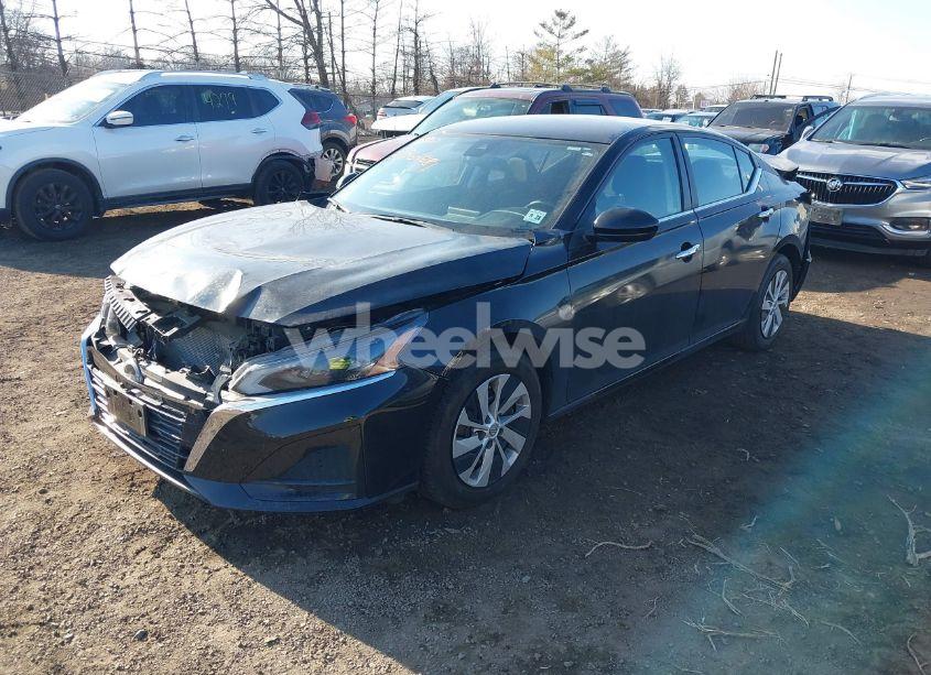 Photo 2 of 2023 Nissan Altima S FWD (VIN 1N4BL4BVXPN365384)