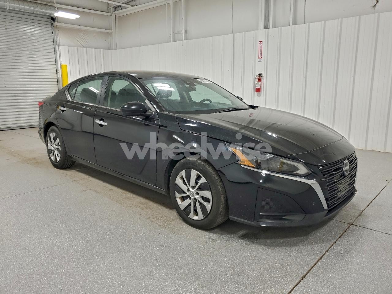 Photo 4 of 2023 NISSAN ALTIMA S (VIN 1N4BL4BVXPN387224)