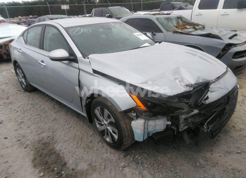 2023 Nissan Altima S FWD (VIN 1N4BL4BVXPN409982) main photo
