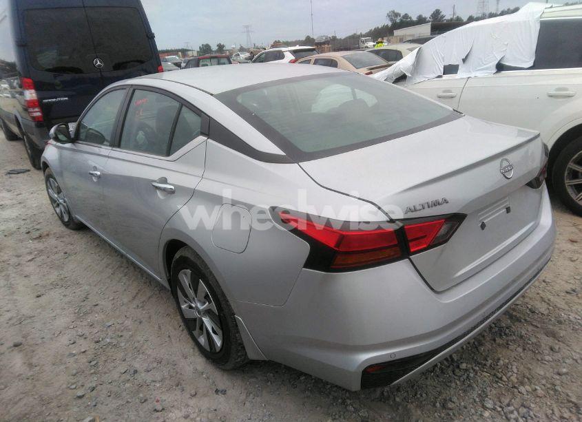 Photo 3 of 2023 Nissan Altima S FWD (VIN 1N4BL4BVXPN409982)